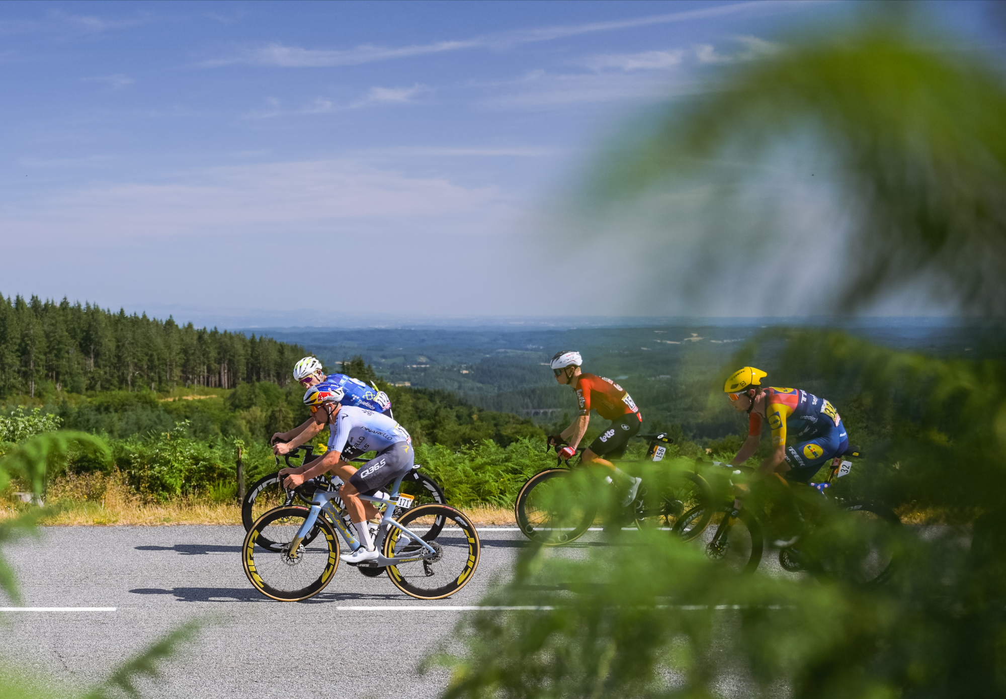 Did a freak mechanical cost Tom Pidcock a shot at Tour de France stage victory?
