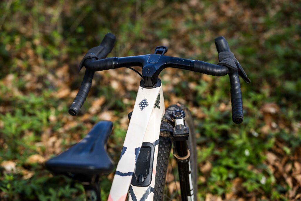 2026 canyon exceed cfr bar
