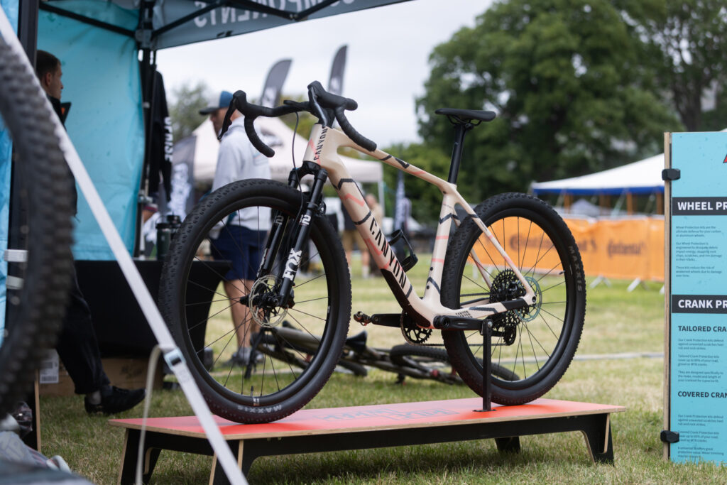2026 canyon lux gravel
