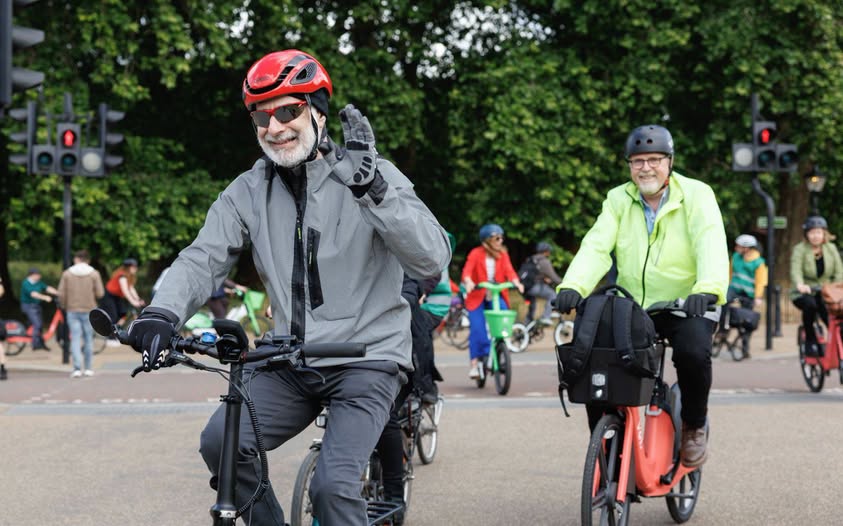 Fabian Hamilton MP cycling