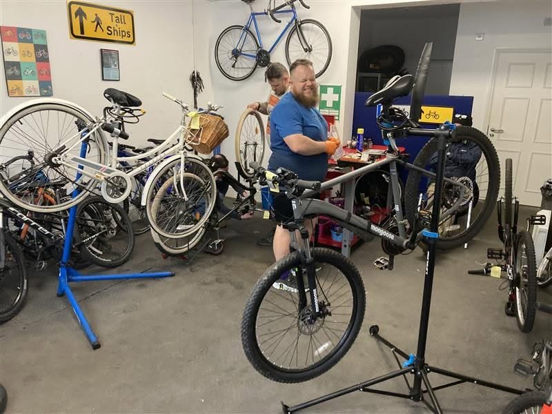 Hartlepool cycling and walking hub mechanics