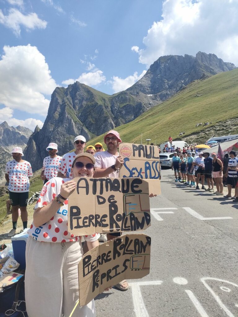 Fans on the Tourmalet 2