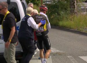 Jonas Vingegaard crashes out of 2026 Tour de France