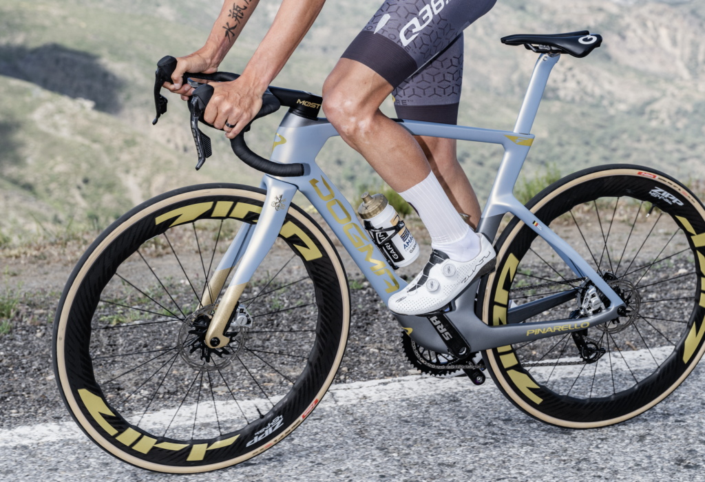 2026 Pinarello Dogma F Q36.5 team colourway