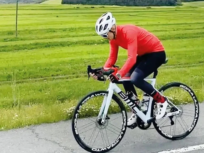 Turkish governor sacked after criticism for wearing “tight” cycling kit… while promoting cycling