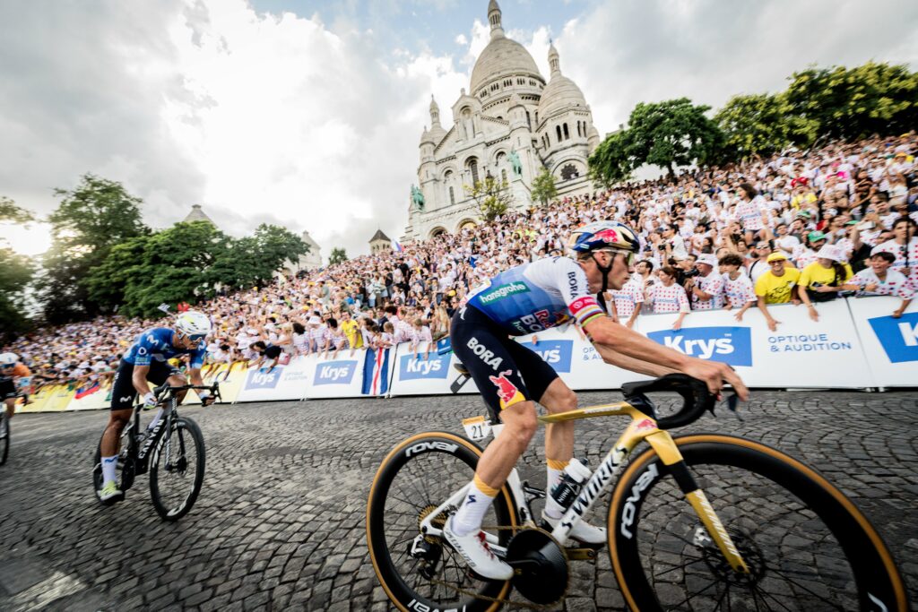 stg21 Evenepoel Sacre Coeur Montmartre_tdf2026