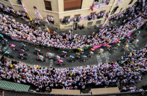The Tour de France’s Montmartre experiment is the best thing to happen to cycling for years – but please, ASO, make it count for the GC next time + more on the live blog