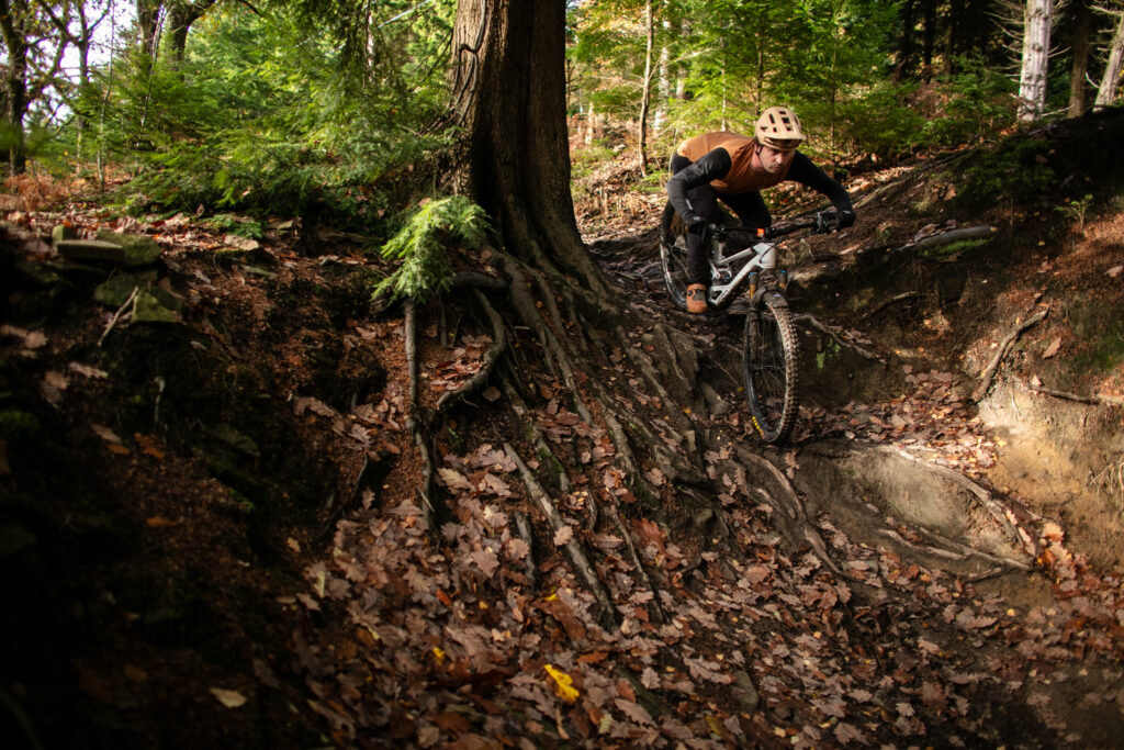 2025 orbea rallon e10 riding 5