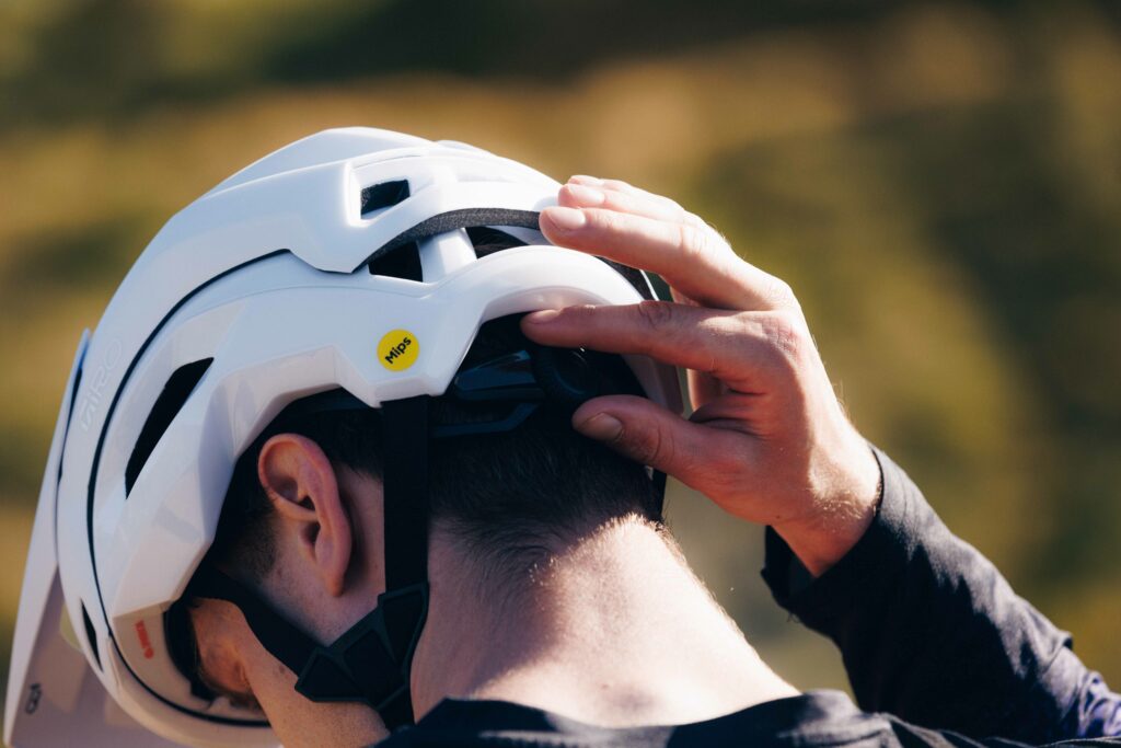 2026 Giro Montaro Pro rocloc