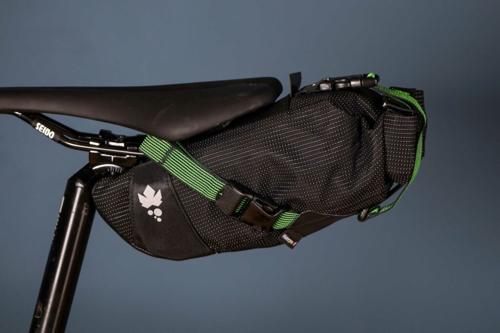 Miss Grape Cluster 2 waterproof seatpack