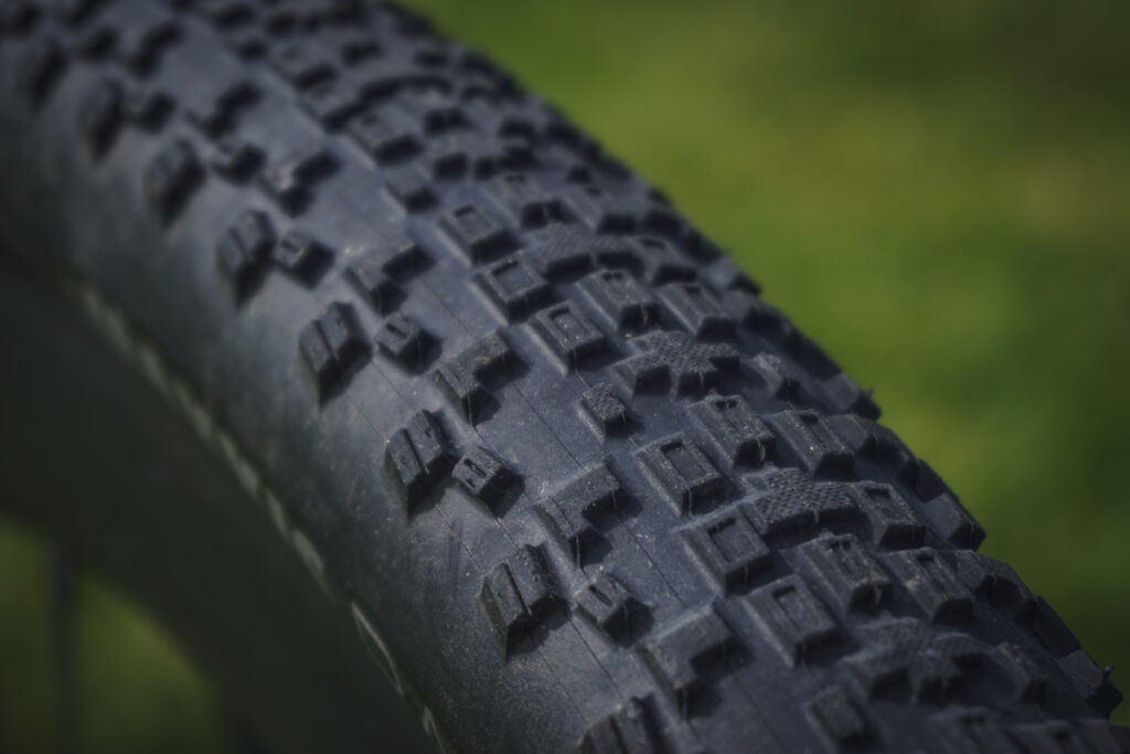 2026-Revel-Rover-SRAM-Force-tread.jpg