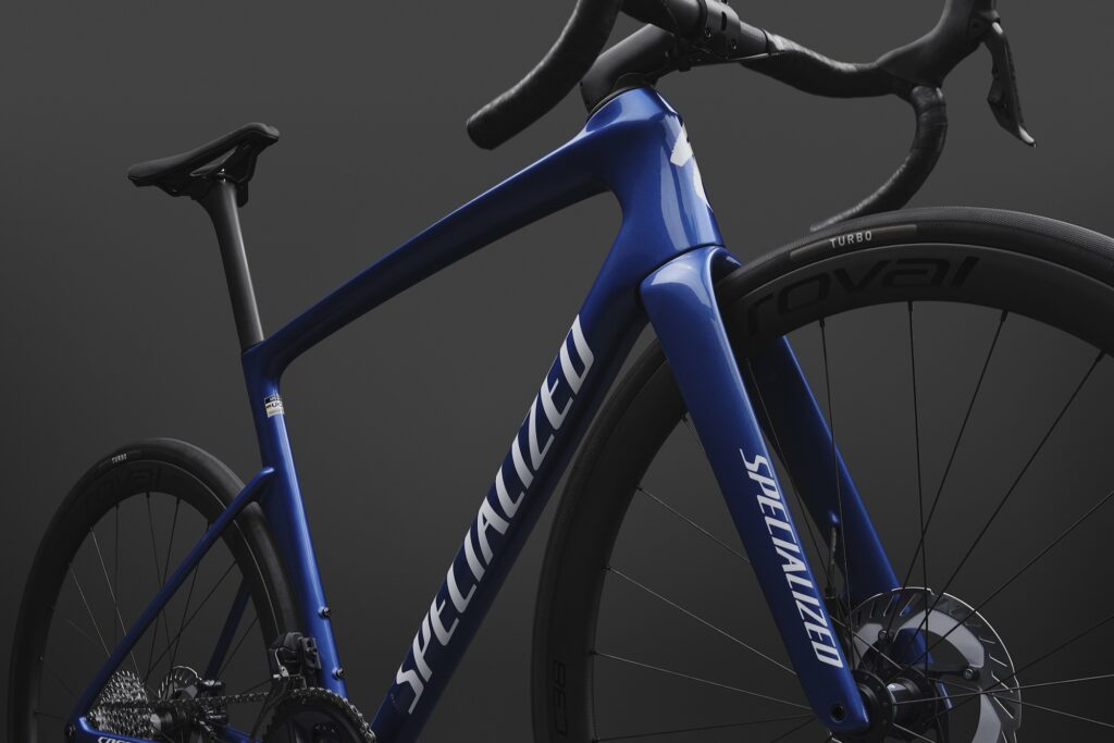 2026 Specialized Tarmac SL9 Expert fork in foreground