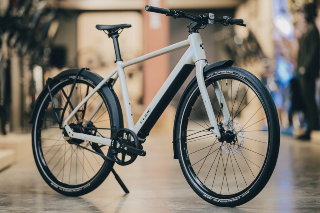 2027 Cube Editor Hybrid Pro 360 FE