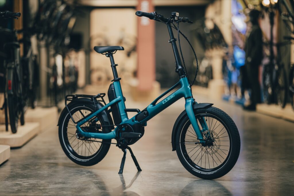2027 Cube Fold Hybrid Deluxe 540