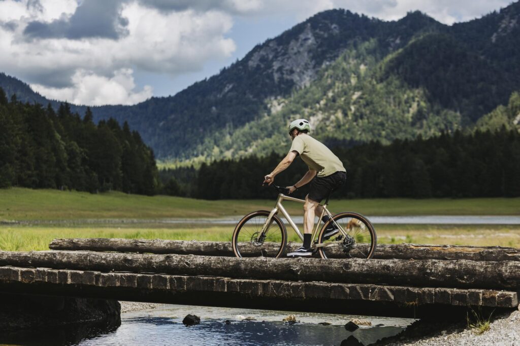 2027 Merida Speeder outdoors action
