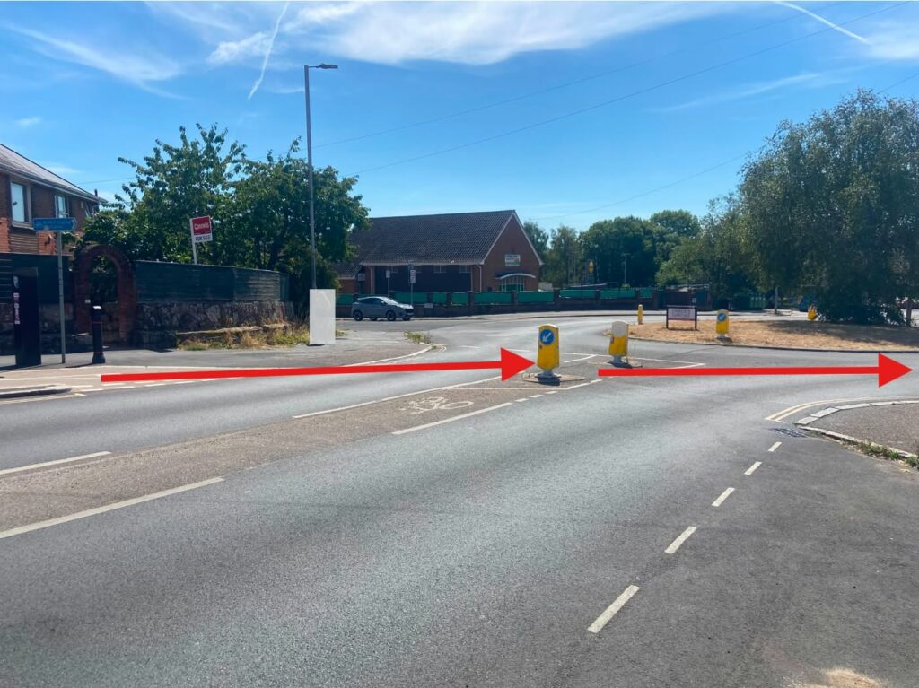 Cyclists riding wrong way around Exeter roundabout, ex-Reform councillor claims 2