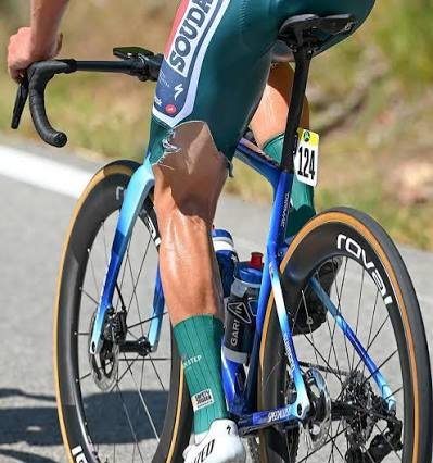 Ethan Hayter's cut shorts at Vuelta
