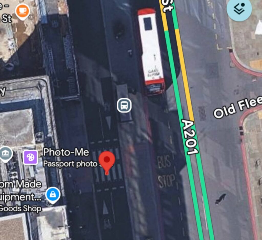 Floating bus stop design in London