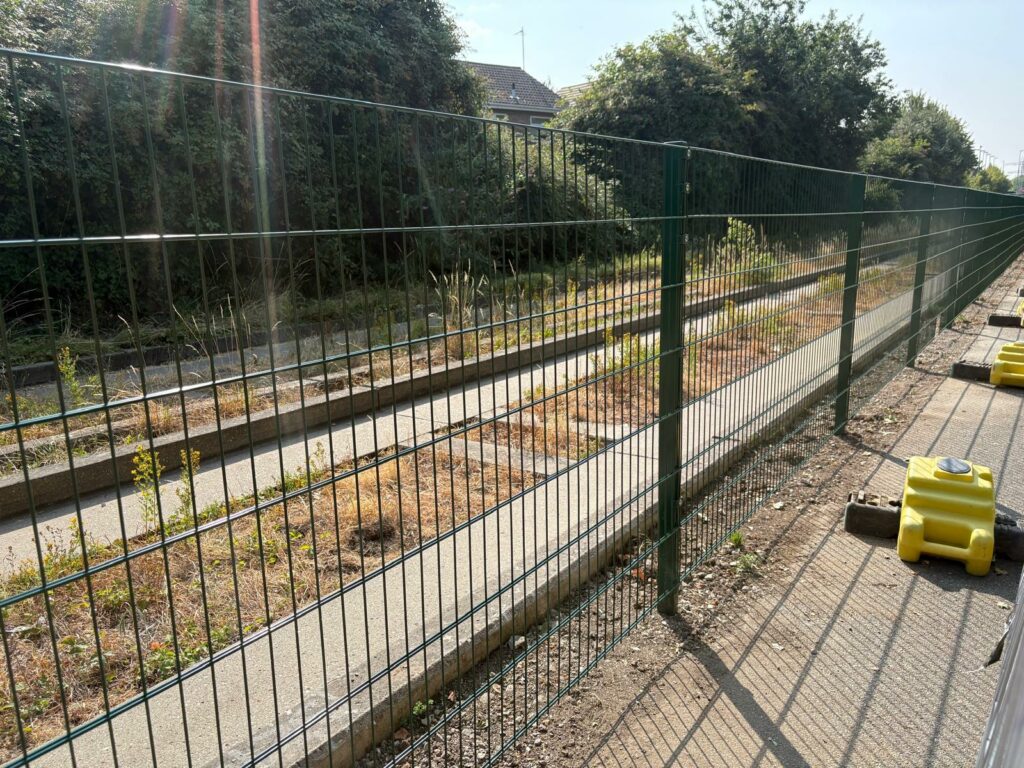 Cambridge Guided Busway mesh fence