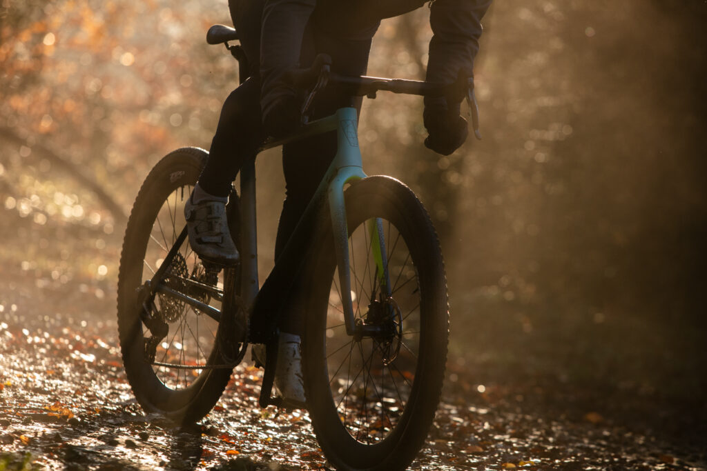 2025 vielo v1 riding 3