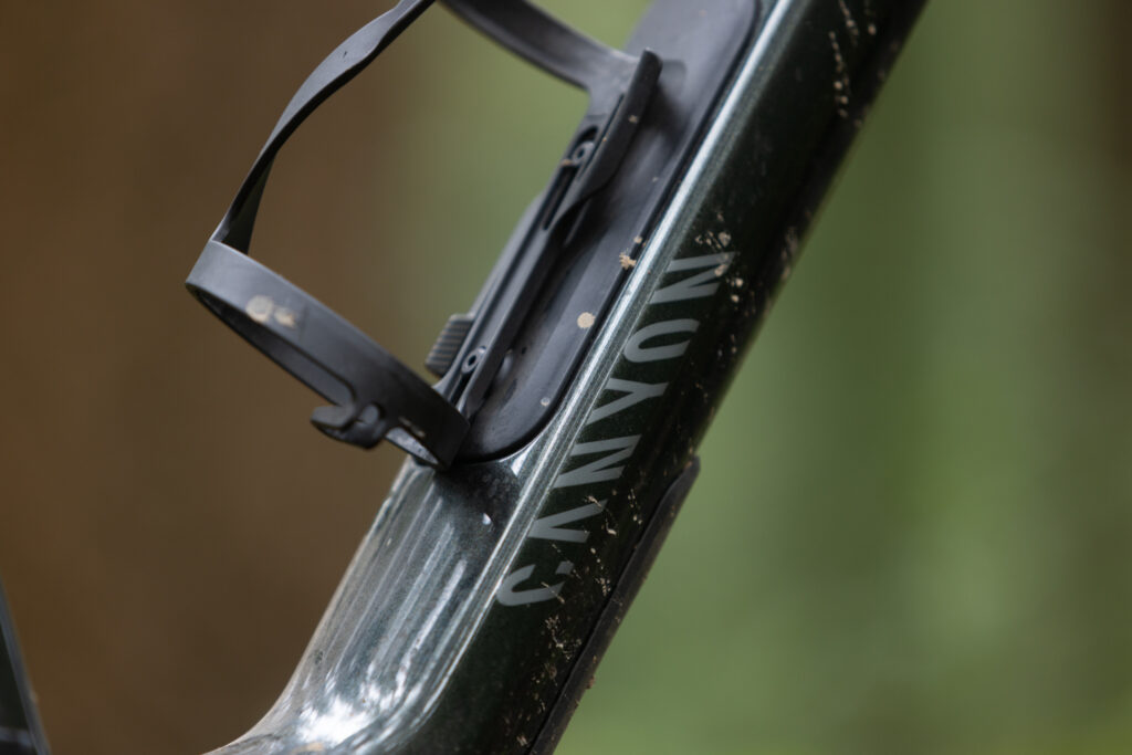 2026 canyon lux trail dt logo