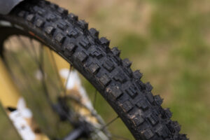 2026 maxxis minion dhx hero