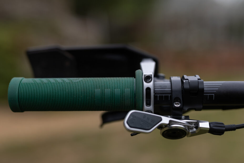 2026 snedhit nock v3 handguard 2 clamp
