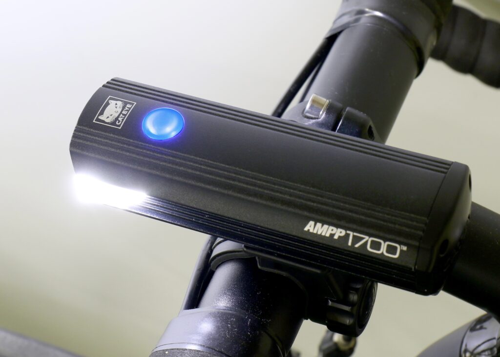 CatEye AMPP1700 in use