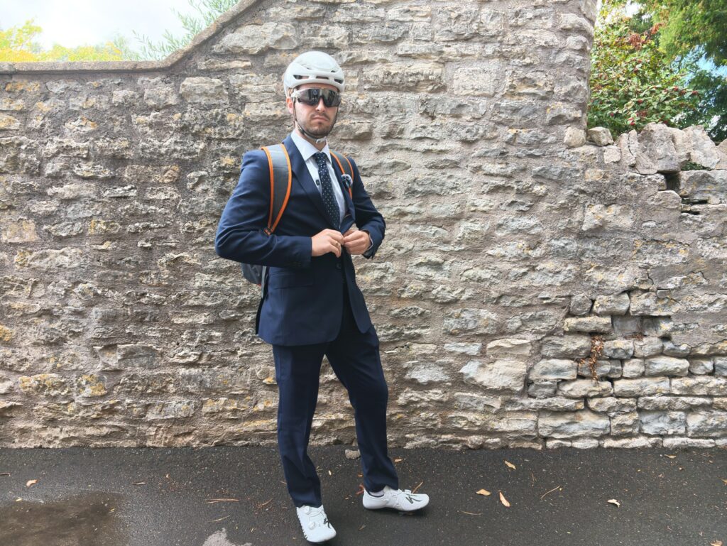 How much faster is cycling kit? Riding to work in full Lycra vs normal clothes
