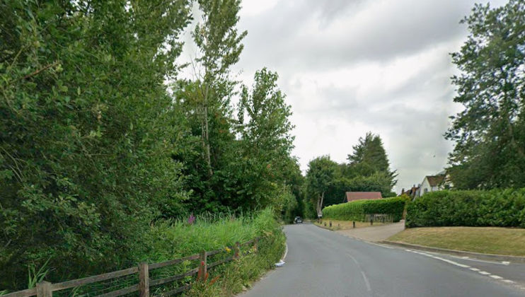 Three arrested after two cyclists killed by driver in Kent collision