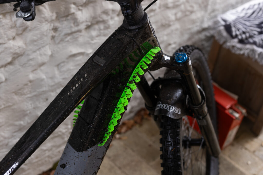 CombOver Full Facial Front Mudguard Set: A unique approach to mudguards but doesn’t work as well as traditional designs