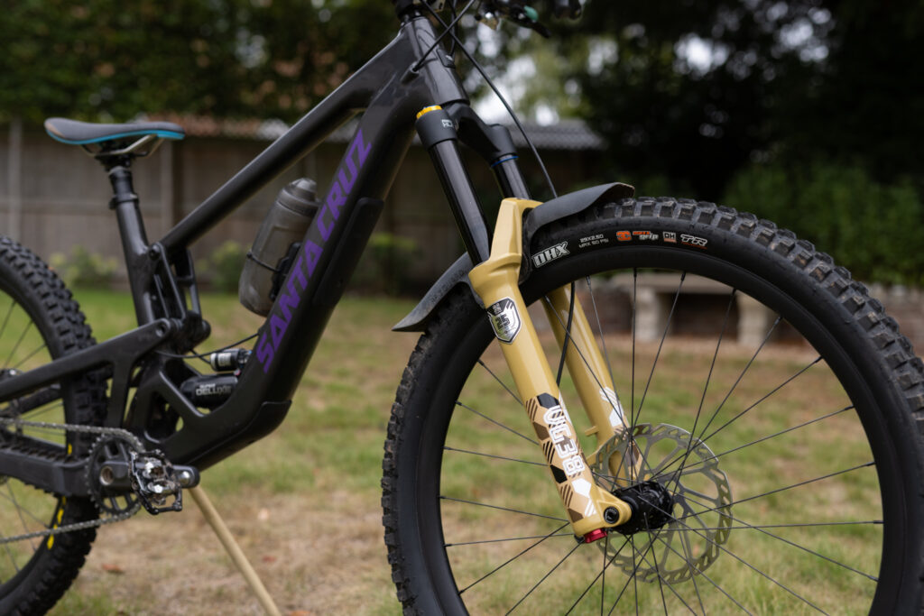 XFusion Vengeance38 HLR suspension fork: Affordable enduro suspension but lacking finesse of pricier alternatives