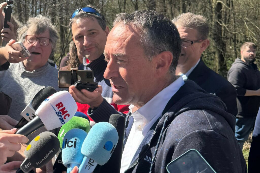 Thierry Gouvenou 07/04/2026 - Paris-Roubaix Hauts-de-France 2026 - Reconnaissance du parcours )