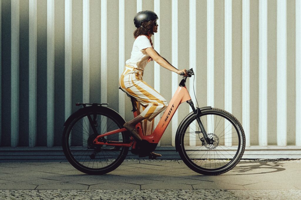 Scott chases comfort and practicality with new E-Ville full-suspension commuter bike