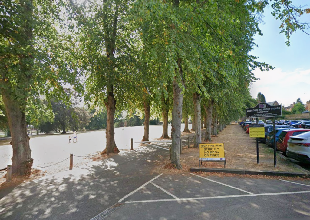 Cyclists allegedly abused for riding through park… to get to bike parking at swimming pool