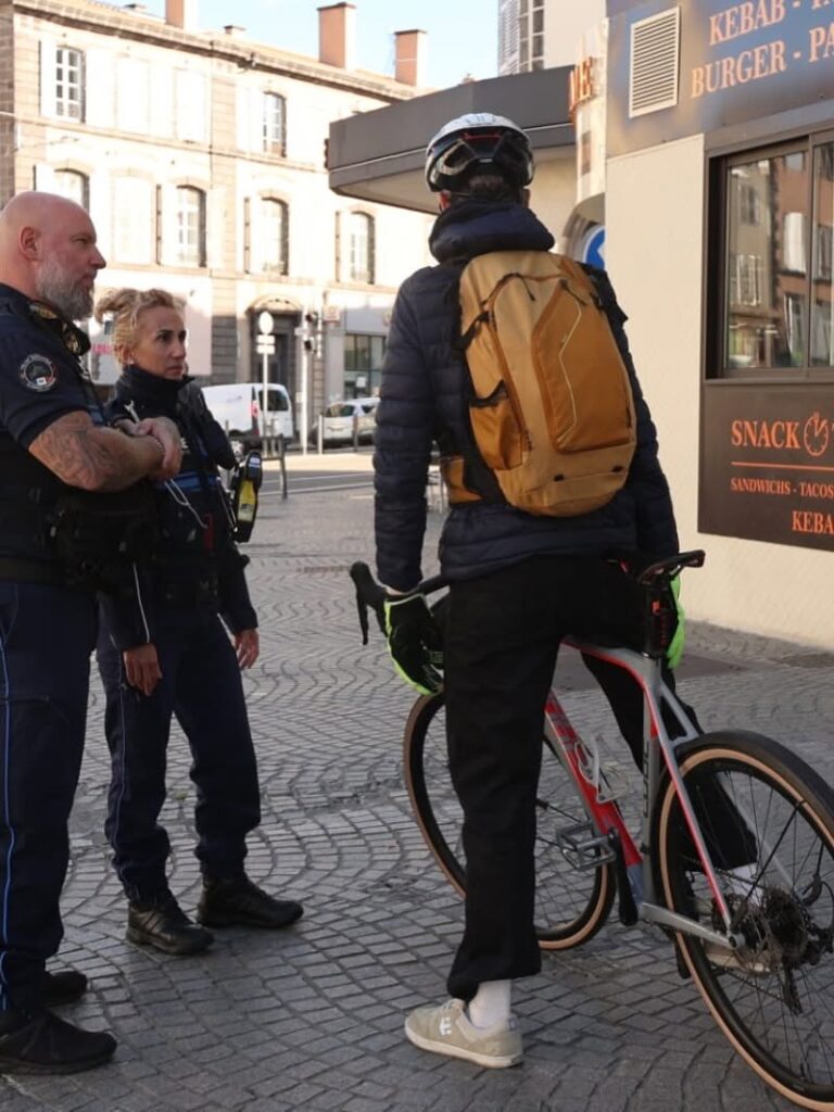 Cyclist caught riding in bike ban zone, Clermont-Ferrand