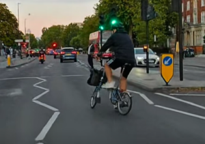 Motorbike rider slams “typical London cyclist” for “wearing AirPods, not looking, cutting across two lanes, and blaming everyone but themselves”; Camera cyclist councillor slams “obsessed” Mail over 999 police car filtering clip + more on the live blog