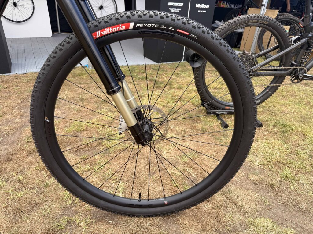 FSA KFX i30 32_ Proto Carbon a