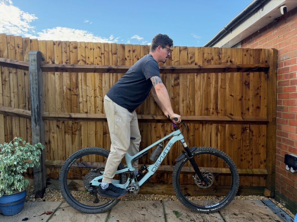 Hope_Gravity_20_Stem_upright_position