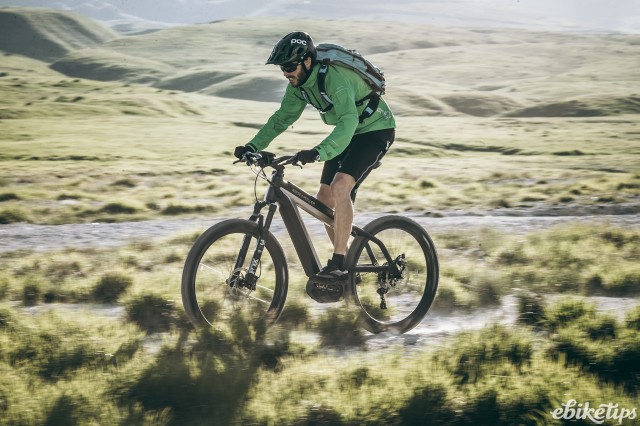 18_Supercharger-mountain_outdoor_02.jpg