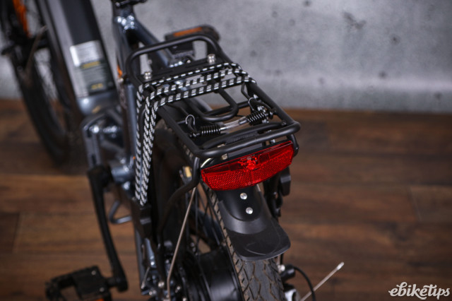 2022 Alba Fold X - rack and light.jpg