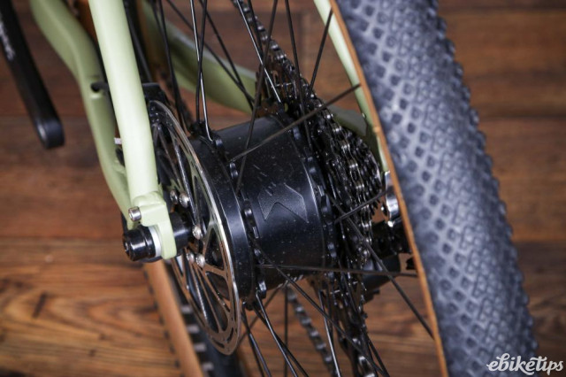 2022-ribble-gravel-ale-sport-sram-apex-1x-rear-hub.jpg