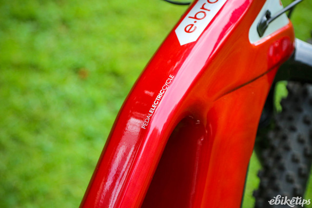 2023 Ebroh Jump Carbon - top tube.jpg