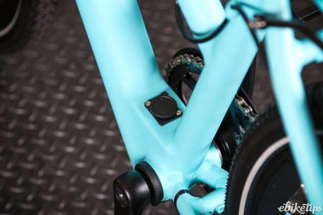 2023 Estarli e28.8 - charging port 2.jpg