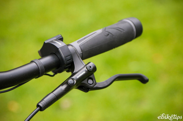 2023 Volt Infinity-Shimano STEPS e-bike - brake lever.jpg