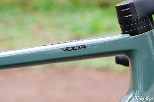 2024 Basso Volta Sram Rival 2&times;12 ETAP AXS - top tube.jpg