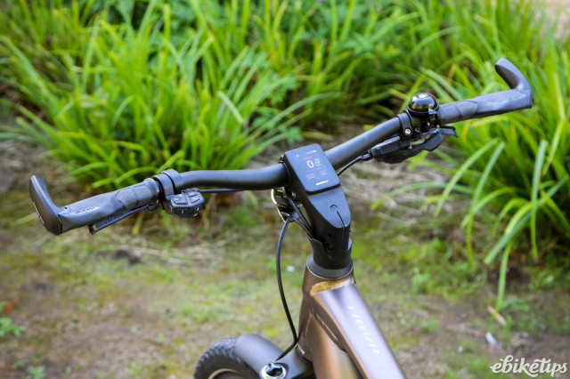 2024 Giant Explore E - bars 2.jpg