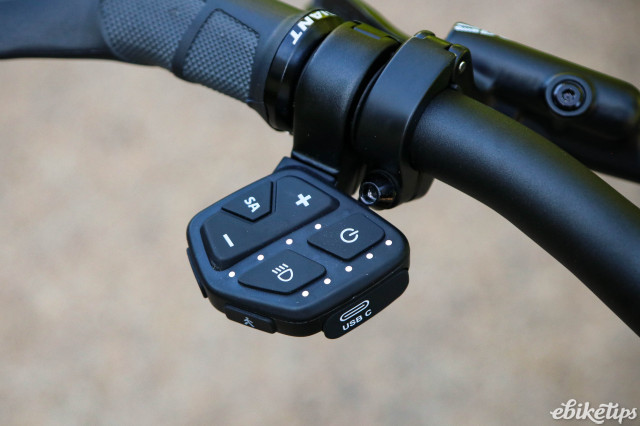 2024 Giant Explore E - controls.jpg