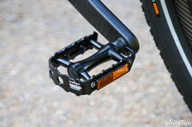 2024 Giant Explore E - pedal.jpg