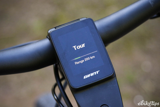 2024 Giant Explore E - screen 3.jpg